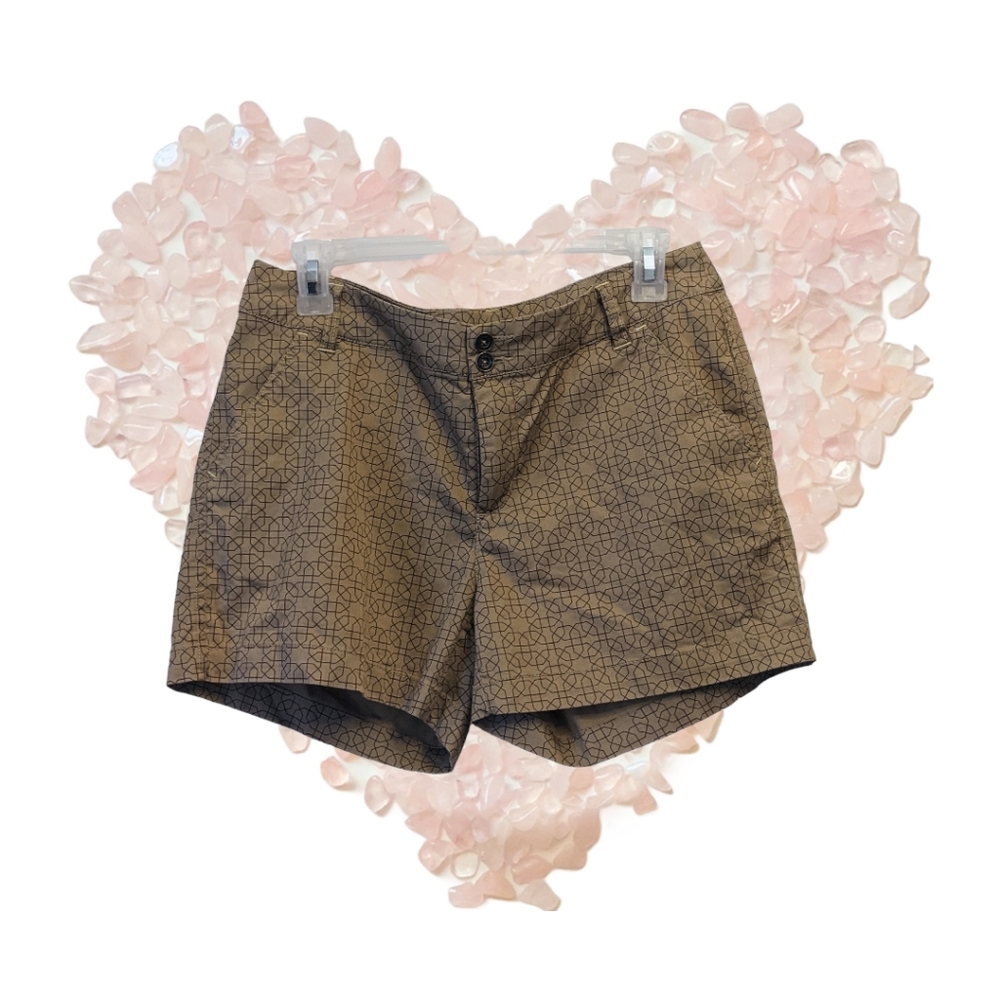 EUC ASCEND SHORTS WITH POCKETS